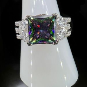 925 Sterling Silver Rainbow Topaz Removable Center Band AKA (GOGO) Ring Size 10
